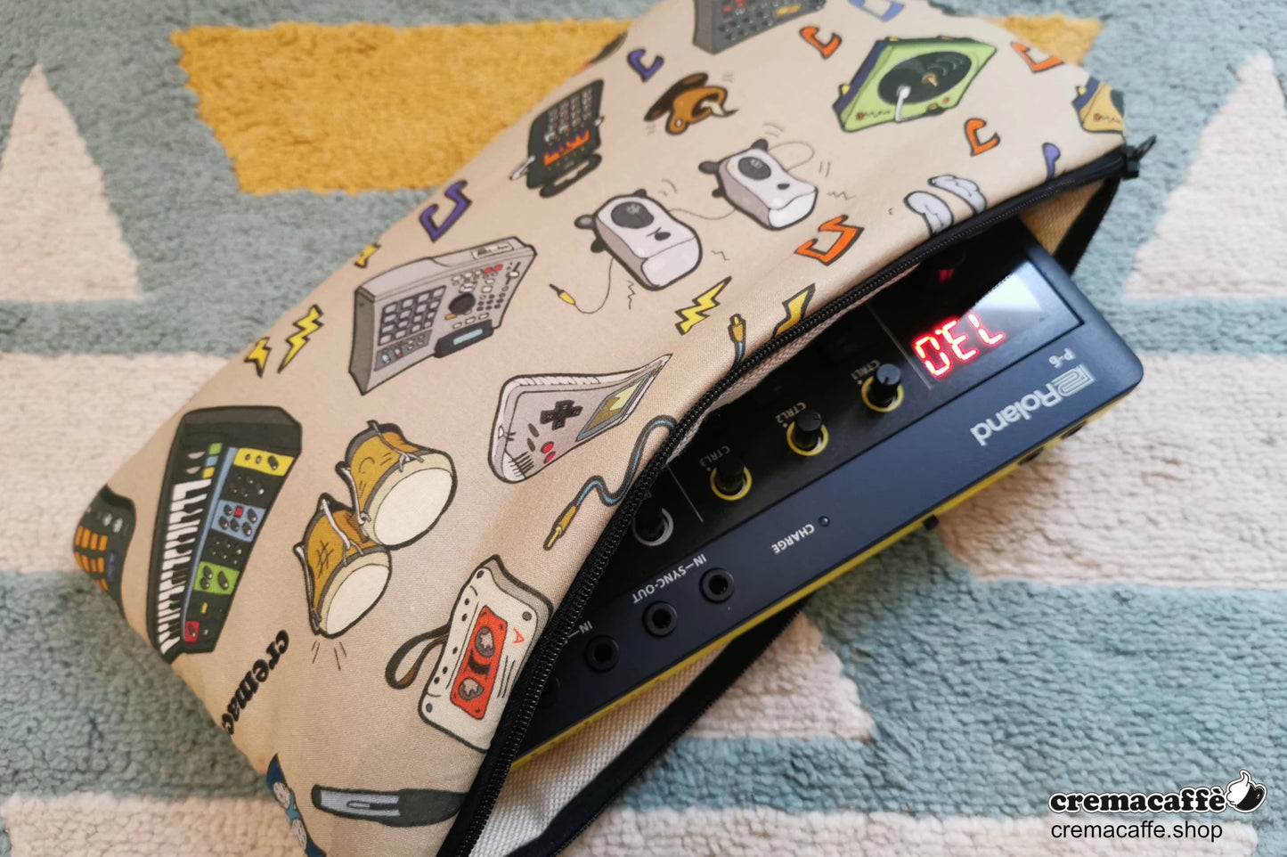 Cremacaffe Padded Pouch for the Roland P-6 Creative Sampler