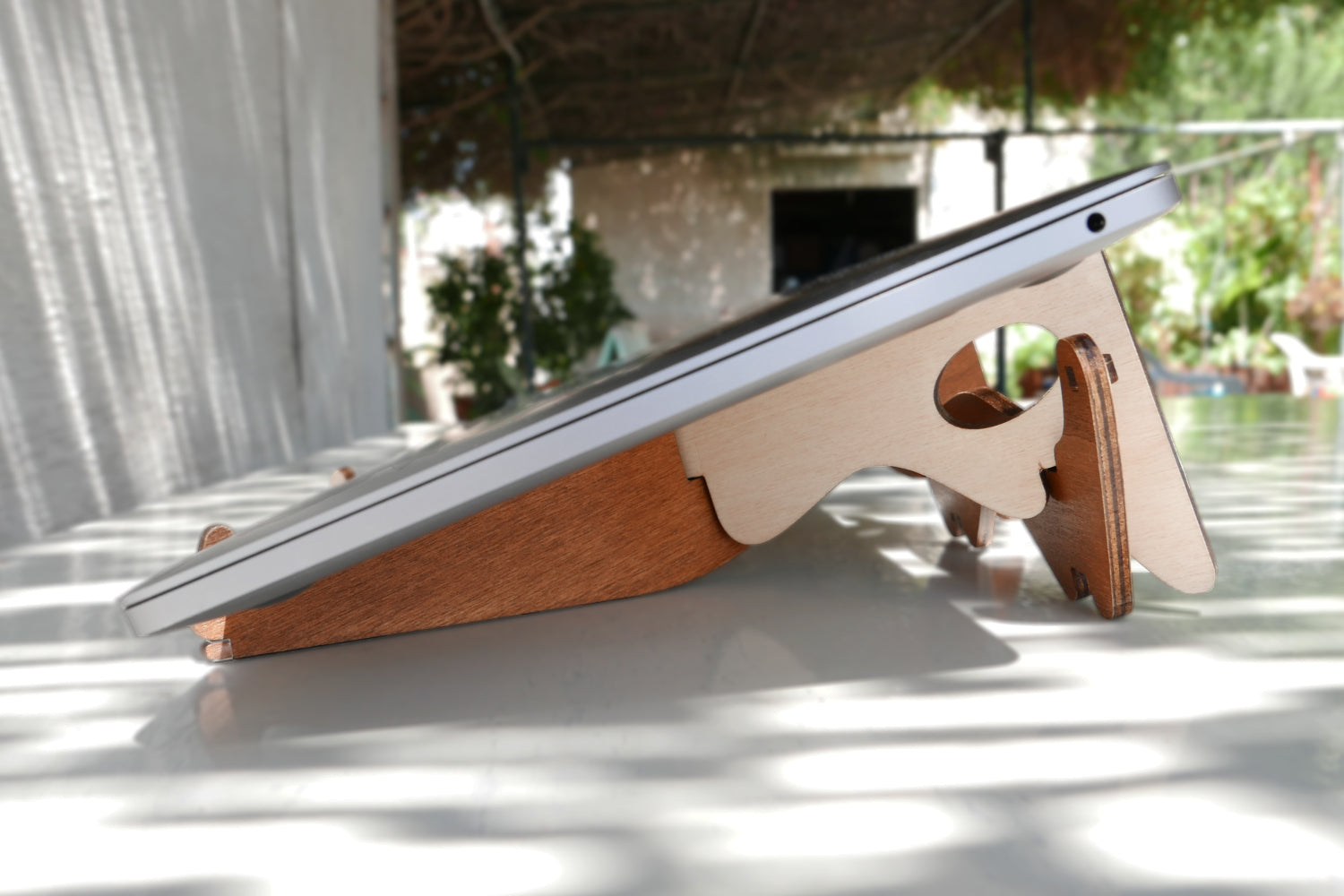 KOLIBRI Stand - Cremacaffe Design