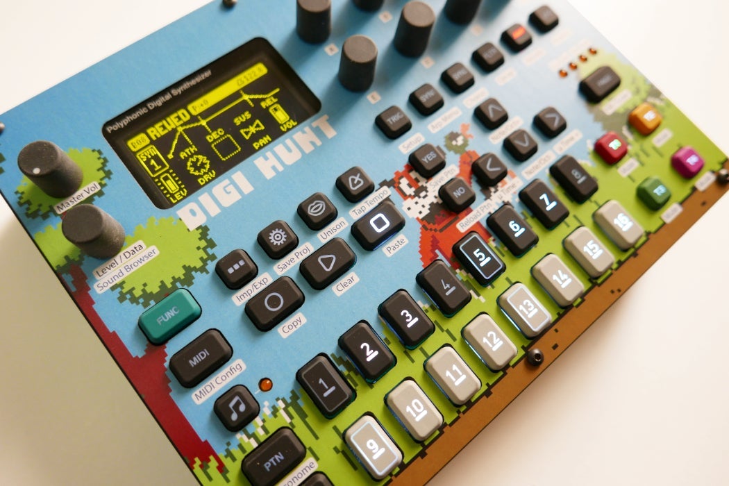 Cremacaffe Design Digitone Skin: Digi-Hunt