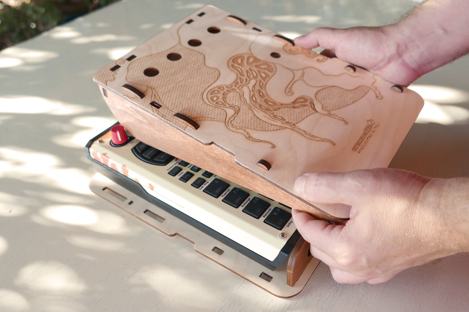 OPUS-SP404 case + stand for the SP-404 MK2 | Cremacaffe Design