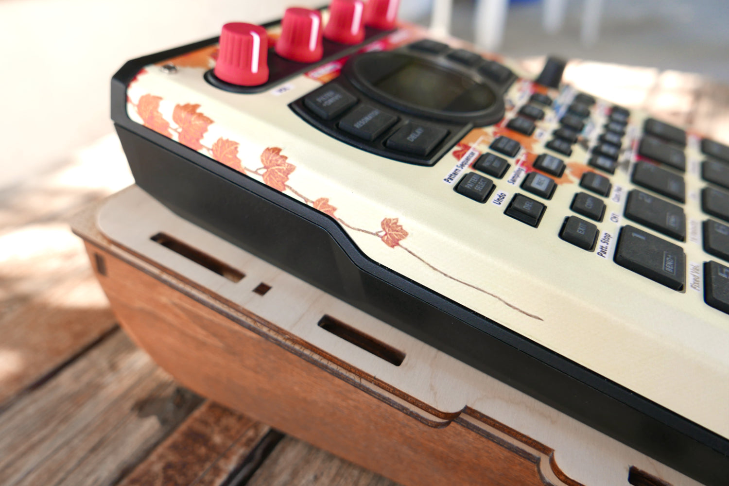 OPUS-SP404 case + stand for the SP-404 MK2 | Cremacaffe Design