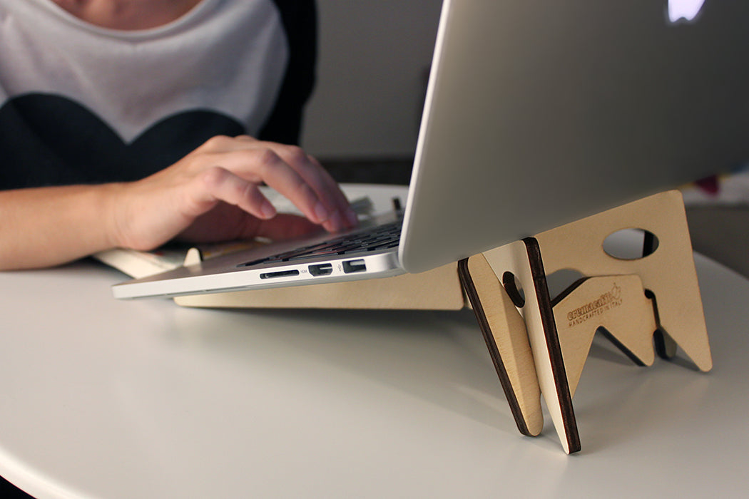 KOLIBRI synth, laptop and tablet stand by Cremacaffè Design
